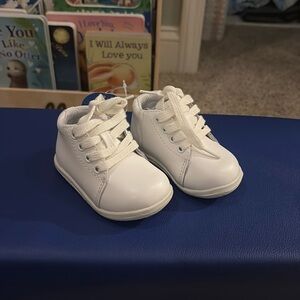 Stride Rite white shoe